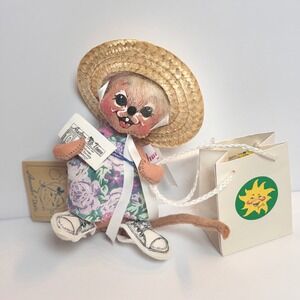 Vintage 1994 Annalee Dolls 7in Summer Mouse with Straw Hat and Shopping Bag